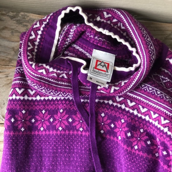 Avalanche Fair Isle Knit Sweater - Picture 6 of 7